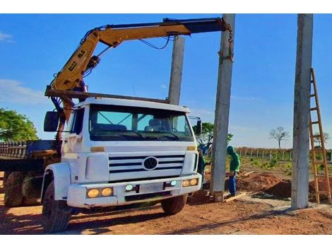 Caminhão Munck para Içamento de Cargas em Palmas